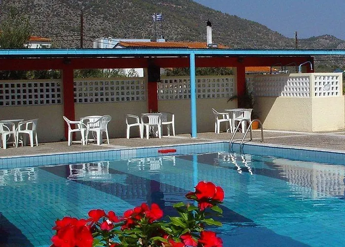 Margarita Θέρετρο Corinth