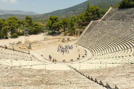 Θέρετρο Margarita Corinth